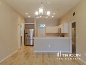 417 Euclid Ave in Seffner, FL - Building Photo - Building Photo
