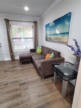 1028 S 62nd Ave in Hollywood, FL - Building Photo - Building Photo