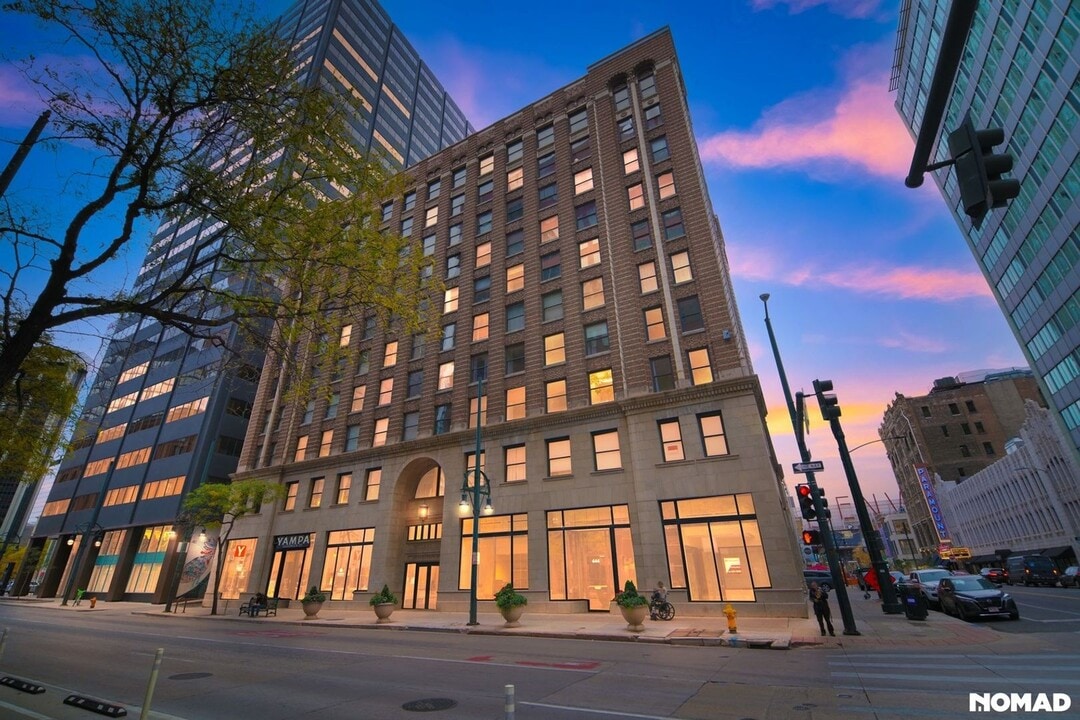 444 17th St in Denver, CO - Building Photo