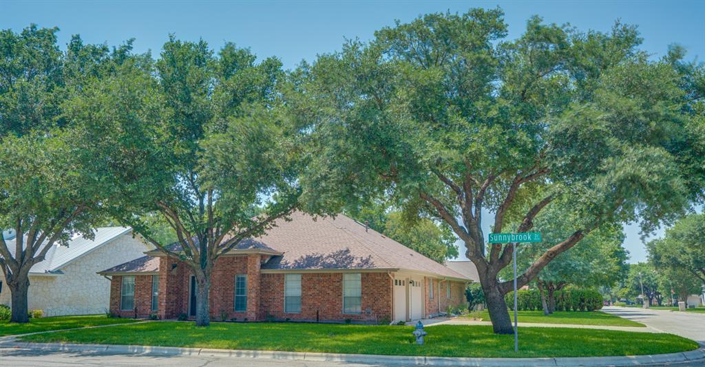 1823 Sunnybrook Dr in New Braunfels, TX - Building Photo