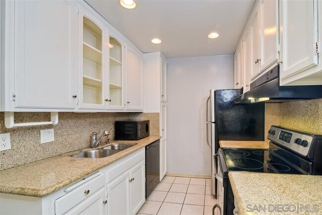 6333 La Jolla Blvd-Unit -269 in San Diego, CA - Building Photo - Building Photo