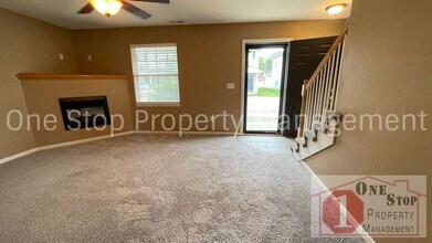 416 NE Wolf Creek Dr in Grain Valley, MO - Building Photo - Building Photo