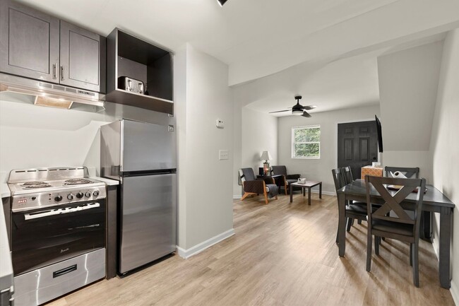 The Flats at Summer Hill