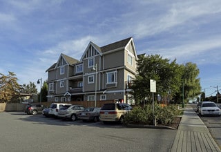 SPERLING HEIGHTS in Burnaby, BC - Building Photo - Building Photo