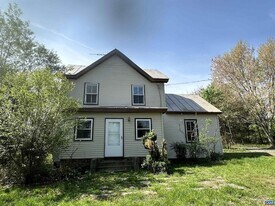 4633 Garth Rd in Charlottesville, VA - Building Photo