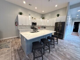 3271 S Retreat Dr in Hurricane, UT - Building Photo