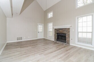 2627 Windage Dr SW in Marietta, GA - Building Photo - Building Photo