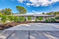 2105 Hibiscus St in Sarasota, FL - Building Photo - Building Photo