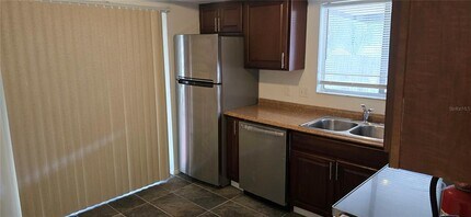 2237 Greenview Cir in Orlando, FL - Building Photo - Building Photo