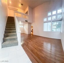 9532 Aspen Glow Dr in Las Vegas, NV - Building Photo - Building Photo