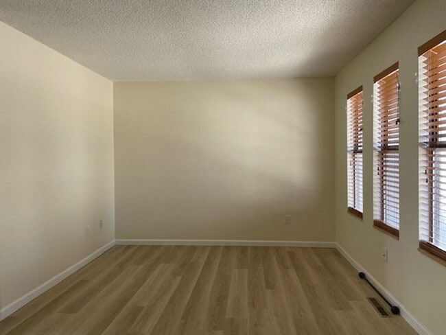 3313 Dean Paul Dr in Cheyenne, WY - Building Photo - Building Photo