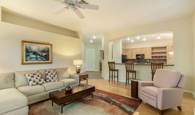 property at 892 W Raven Dr