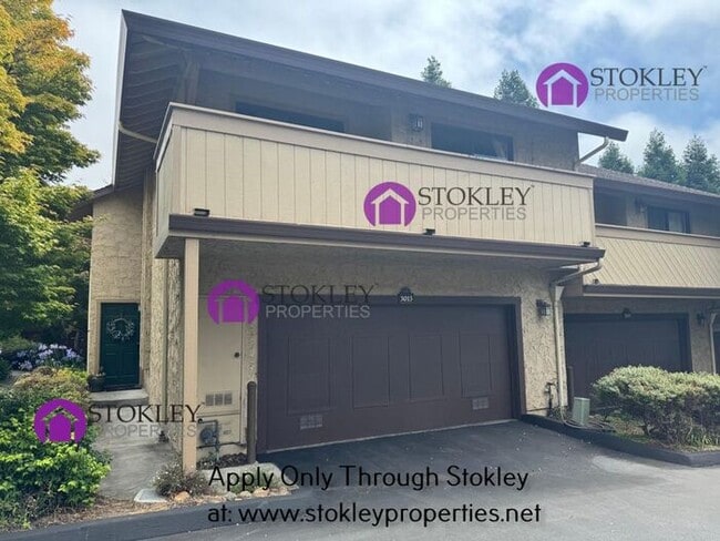 property at 3013 Arlington Dr