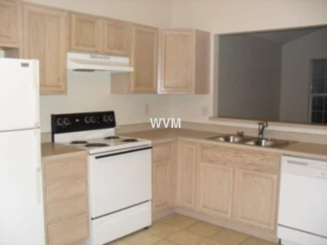 1768 Eagle St in Aurora, CO - Building Photo - Building Photo
