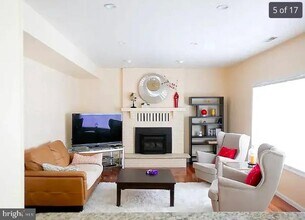 1448 Buford Dr in Yardley, PA - Building Photo - Building Photo