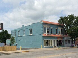 2024 Broadway in Fort Wayne, IN - Building Photo