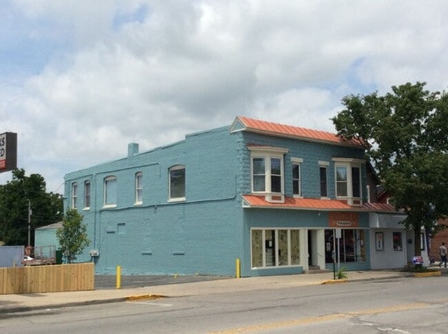 property at 2024 Broadway