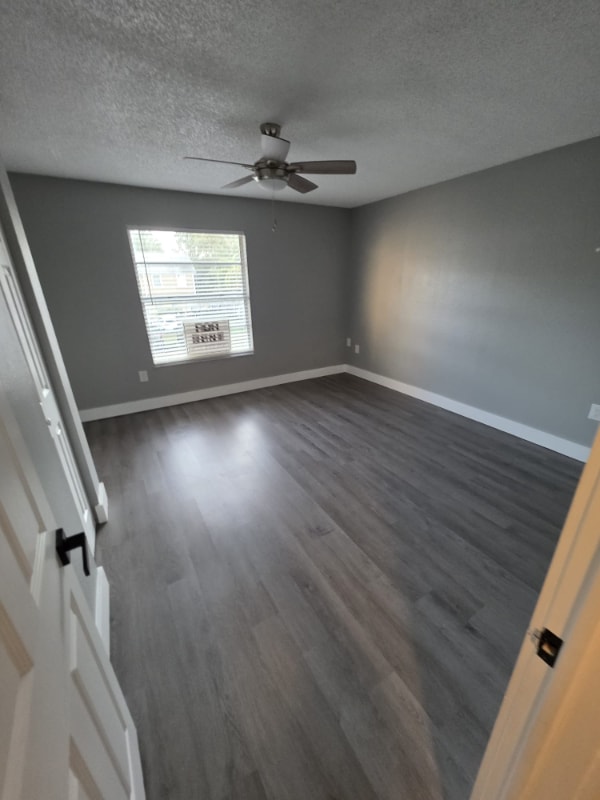 470 NE 18th Ave in Homestead, FL - Building Photo - Building Photo