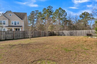 655 Silver Moss Dr in Moncks Corner, SC - Building Photo - Building Photo