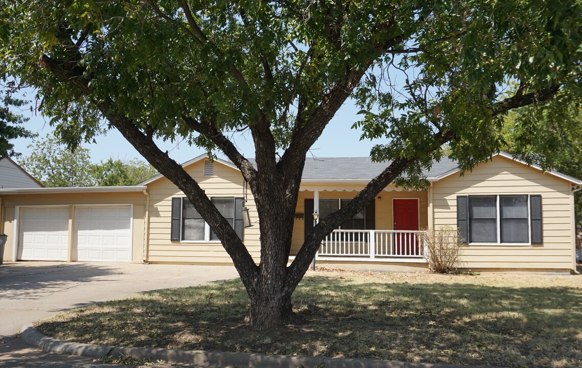 3208 Kenesaw Ave in Wichita Falls, TX - Building Photo
