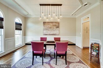 24897 Pinebrook Rd in Chantilly, VA - Building Photo - Building Photo