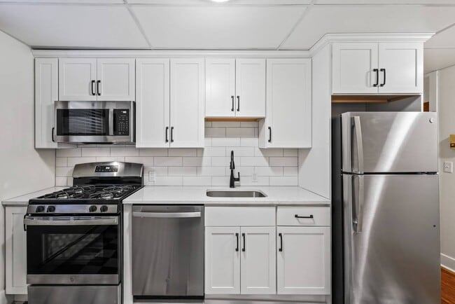 33 Franklin St in Saratoga Springs, NY - Building Photo - Building Photo