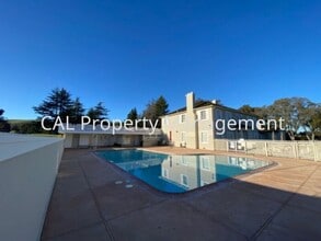 23799 Monterey Salinas Hwy in Salinas, CA - Foto de edificio - Building Photo