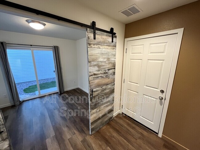 5720 Tramore Ct in Colorado Springs, CO - Building Photo - Building Photo
