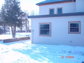 9 Stewart St in Berthold, ND - Building Photo - Building Photo