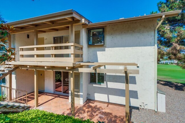 1944 Fairway Cir Dr in San Marcos, CA - Building Photo - Building Photo