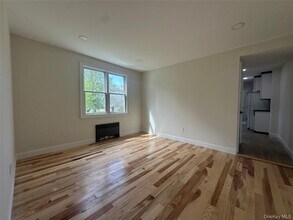 1 Alvin St in Glen Cove, NY - Building Photo - Building Photo