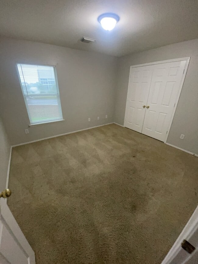 property at 20911 Southvine Ct