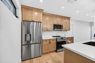 3830 Eastview Ave in West Palm Beach, FL - Building Photo