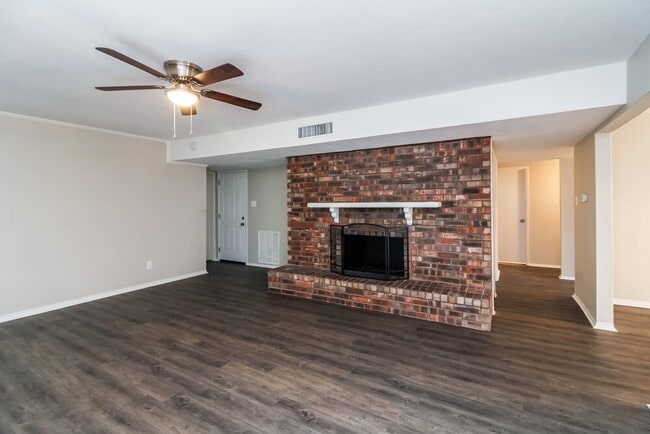 9214 Willowbrook Dr in Rowlett, TX - Building Photo - Building Photo