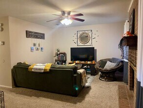 1904 Dartmouth N4 in College Station, TX - Building Photo - Building Photo