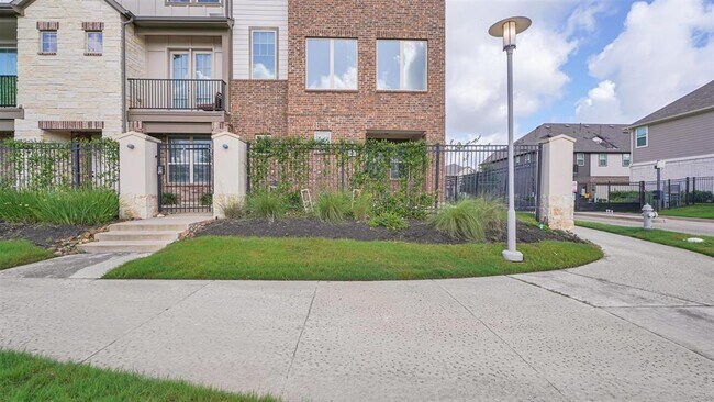property at 9423 Towne Lake Pkwy