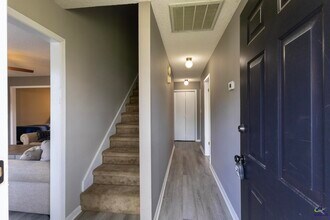 135 Sussex Dr in Warner Robins, GA - Building Photo - Building Photo