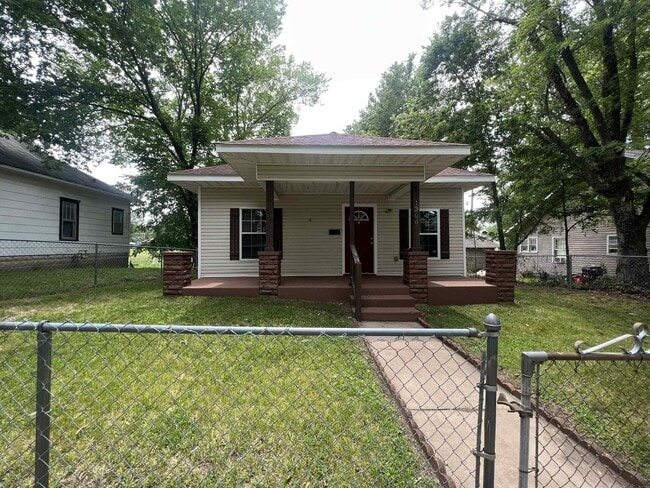 property at 1306 E Furnace St