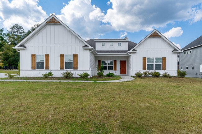 property at 3004 Earlham Wy