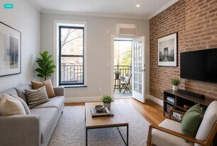 53 Leroy St, Unit 3C in New York, NY - Building Photo