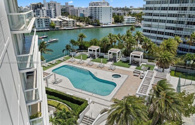 property at 10 Venetian Way