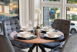 2344 W Polk St in Chicago, IL - Foto de edificio - Building Photo