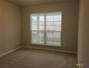 914 Pumpkin Rdg in New Braunfels, TX - Building Photo - Building Photo