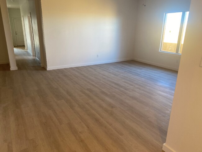 5537 Itasca St-Unit -B in Lubbock, TX - Building Photo - Building Photo