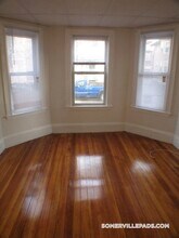 18 Radcliffe Rd in Somerville, MA - Building Photo - Building Photo
