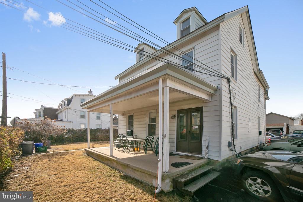 435 Leedom St in Jenkintown, PA - Building Photo