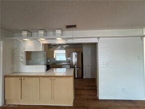 4305 Island Cir in Ft. Myers, FL - Building Photo - Building Photo