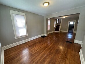 2355 Summit St-Unit -2355 in Columbus, OH - Building Photo - Building Photo