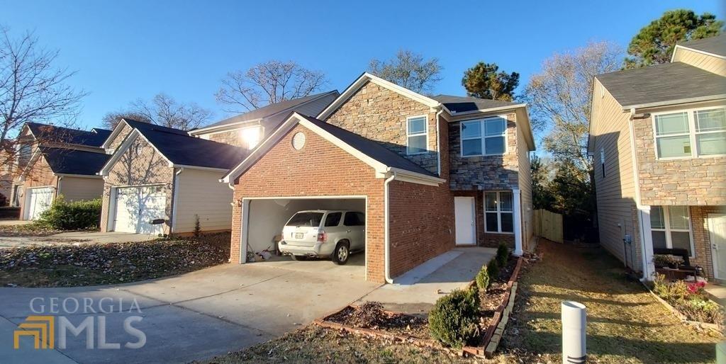 1454 Persimmon Trce in Morrow, GA - Building Photo