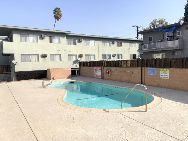 6810 Milwood in Canoga Park, CA - Building Photo - Building Photo